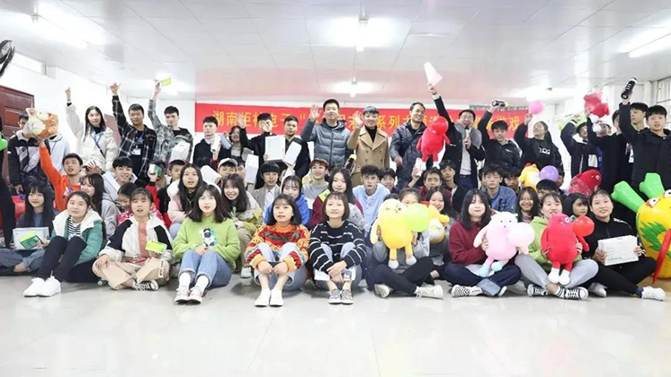 漲！漲！漲！炬神電子漲工資啦……