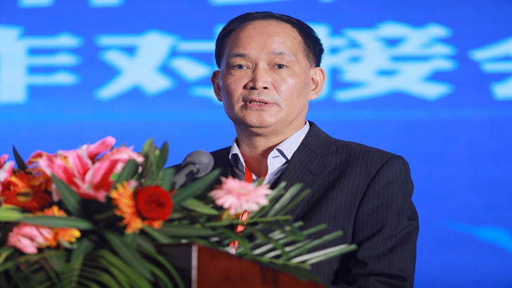 【開放郴州·相約湘臺會】市委副書記、代市長吳巨培為炬神電子點贊，公司董事長楊譓鵬大會發言